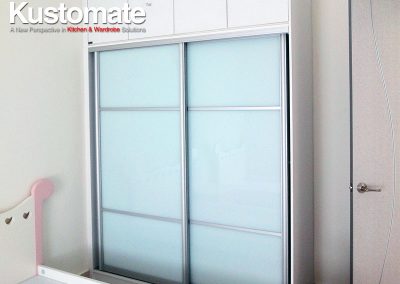 Built-in Sliding Door Wardrobe For Children Room