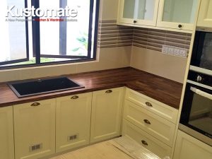 Solid Wood Classic Kitchen Cabinet Design 01