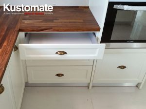 Solid Wood Classic Kitchen Cabinet Design 02