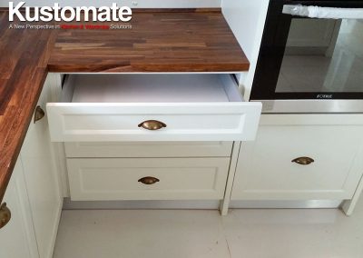 Solid Wood Classic Kitchen Cabinet Design 02