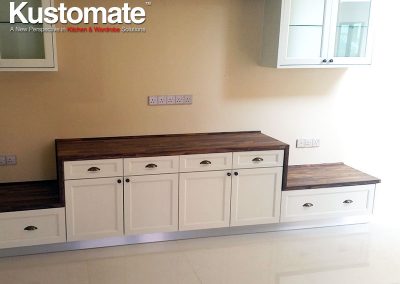 Solid Wood Classic Kitchen Cabinet Design 05
